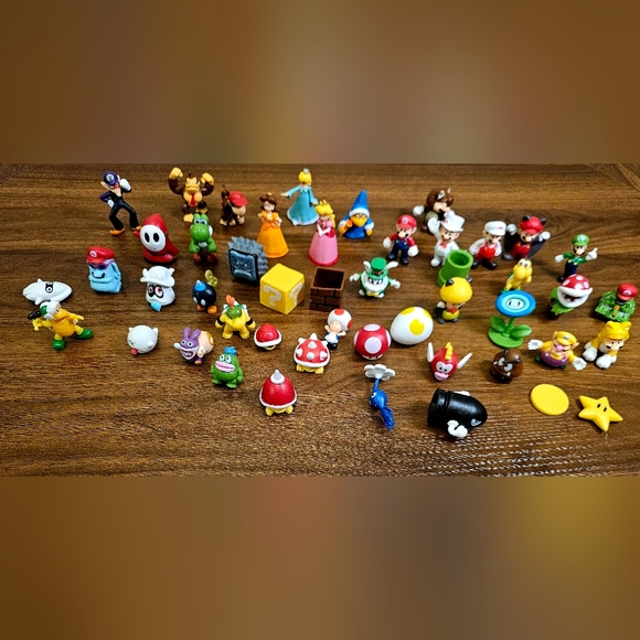 Super Mario Mini Figure Set 40+ - Picture 1 of 9